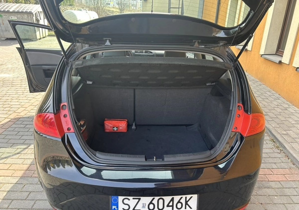 Seat Leon cena 17700 przebieg: 153000, rok produkcji 2011 z Będzin małe 352